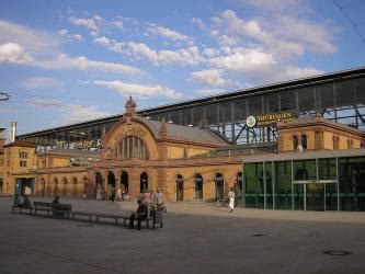 Nancy nach Poitiers per Zug, Bus, Mitfahrdienst oder Auto